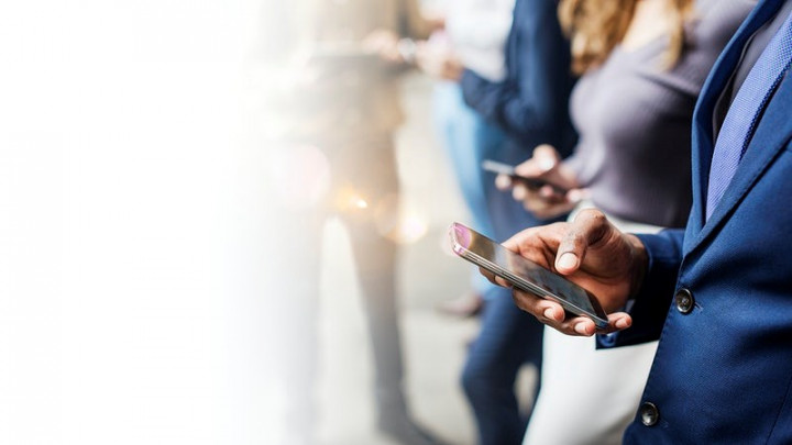 Comparison Between the Best Smartphones in the Market