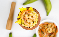 Bene Casa wooden mortar and pestle || 5.2-inches