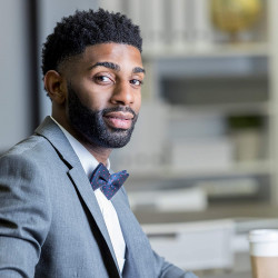 Head and Shoulders Moisturizing CoWash, Anti Dandruff Treatment and Scalp Care, Royal Oils Collection with Coconut Oil, for Natural and Curly Hair, 15.2 fl oz