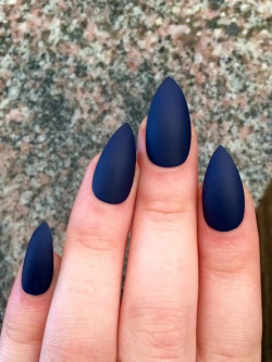 Navy Blue Color Fake Matted Nails
