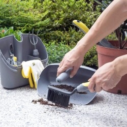 Jardiner Outdoor Gardening Tool Set in Plastic Gardening Box