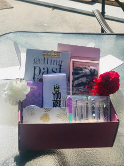 BESTIE BREAKUP BOX