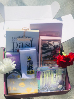 BESTIE BREAKUP BOX